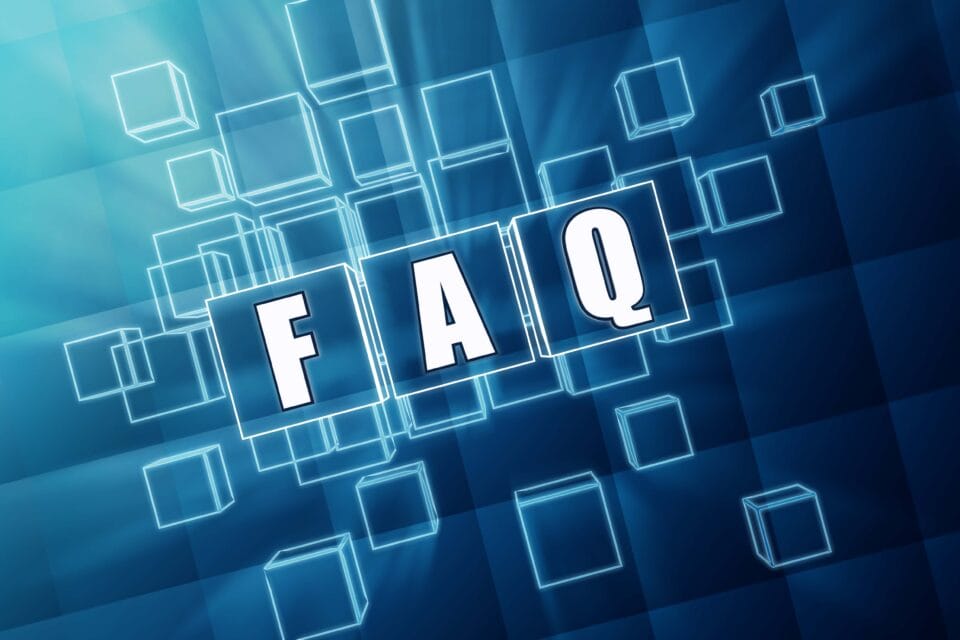 FAQ Logo auf blauem Hintergrund